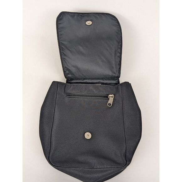 Vintage White Tag Nike Black Crossbody Y2K Crossbody Pack Sling Bag Purse EUC - Picture 3 of 8